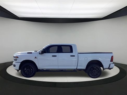 Used 2026 RAM 2500 Big Horn AWD/4WD image 5