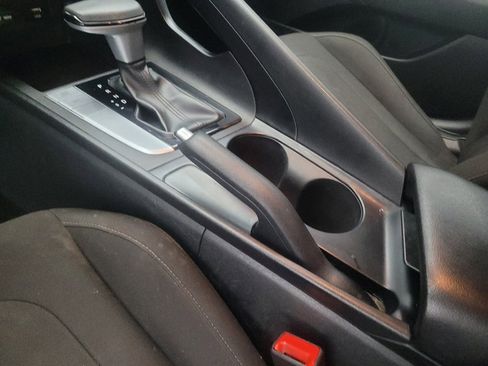 Used 2024 Hyundai Elantra SEL FWD image 26