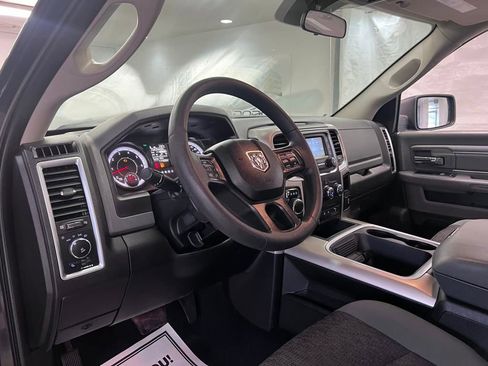 Used 2019 RAM 1500 Classic Warlock image 14