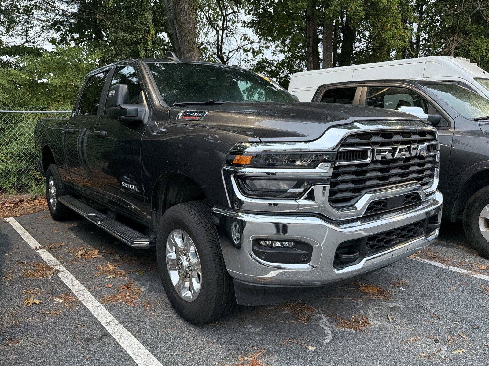 Used 2026 RAM 2500 Big Horn AWD/4WD image 3