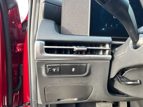 New 2026 Hyundai Tucson SE image 21