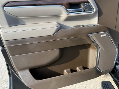 Used 2024 GMC Sierra 2500 SLT w/ Texas SLT Premium Package image 10