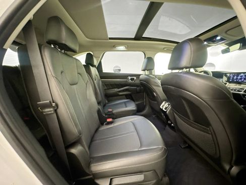 Used 2023 Kia Sorento SX AWD/4WD image 26
