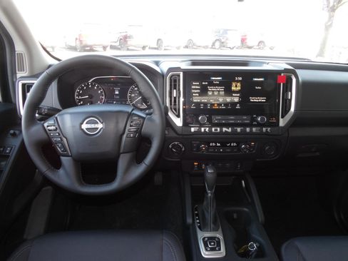 New 2026 Nissan Frontier SV w/ SV Convenience Package AWD/4WD image 13