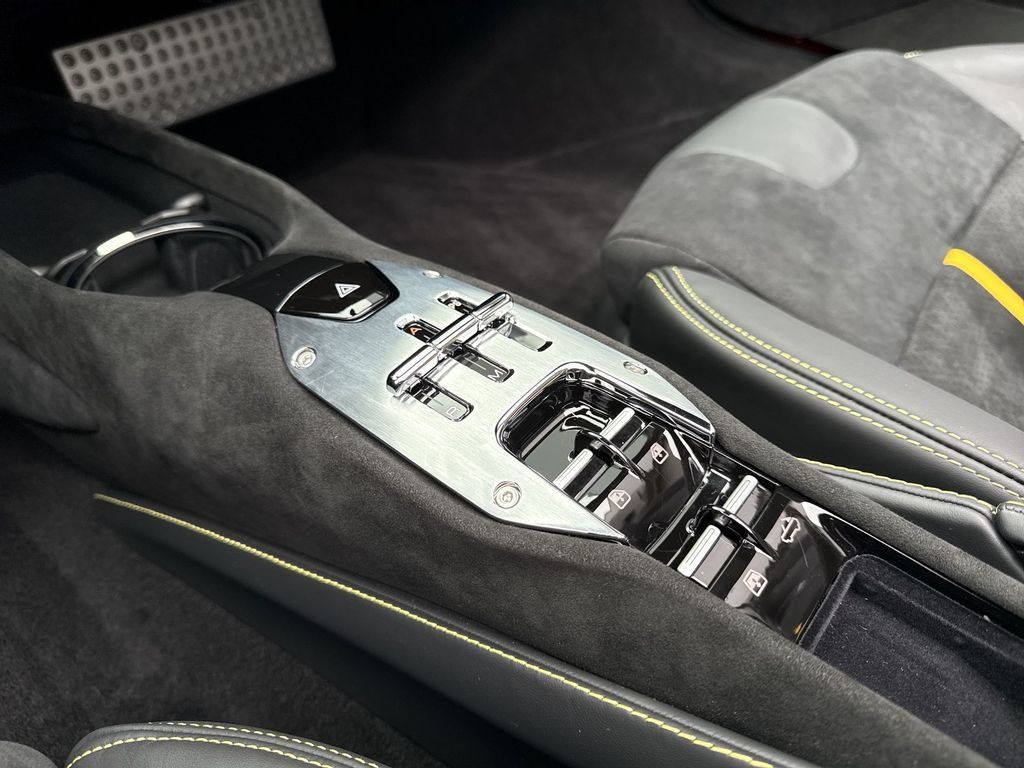 Certified 2024 Ferrari SF90 Spider AWD/4WD image 20