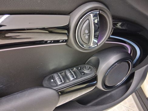 Certified 2023 MINI Cooper S FWD image 12