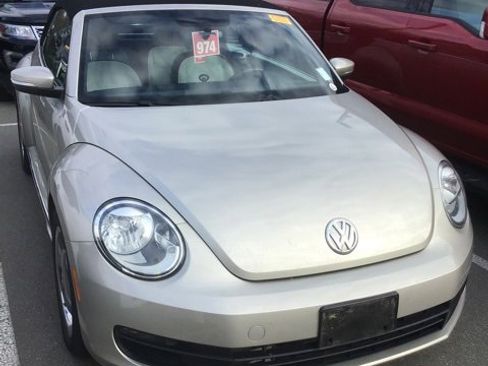 Used 2015 Volkswagen Beetle 1.8T image 4