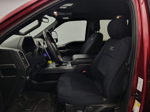 Used 2018 Ford F150 XLT w/ Equipment Group 302A Luxury AWD/4WD image 11