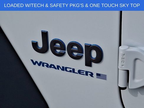 Used 2024 Jeep Wrangler Unlimited AWD/4WD image 31