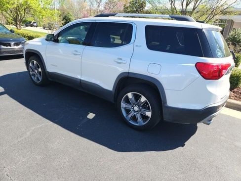 Used 2018 GMC Acadia SLT image 1