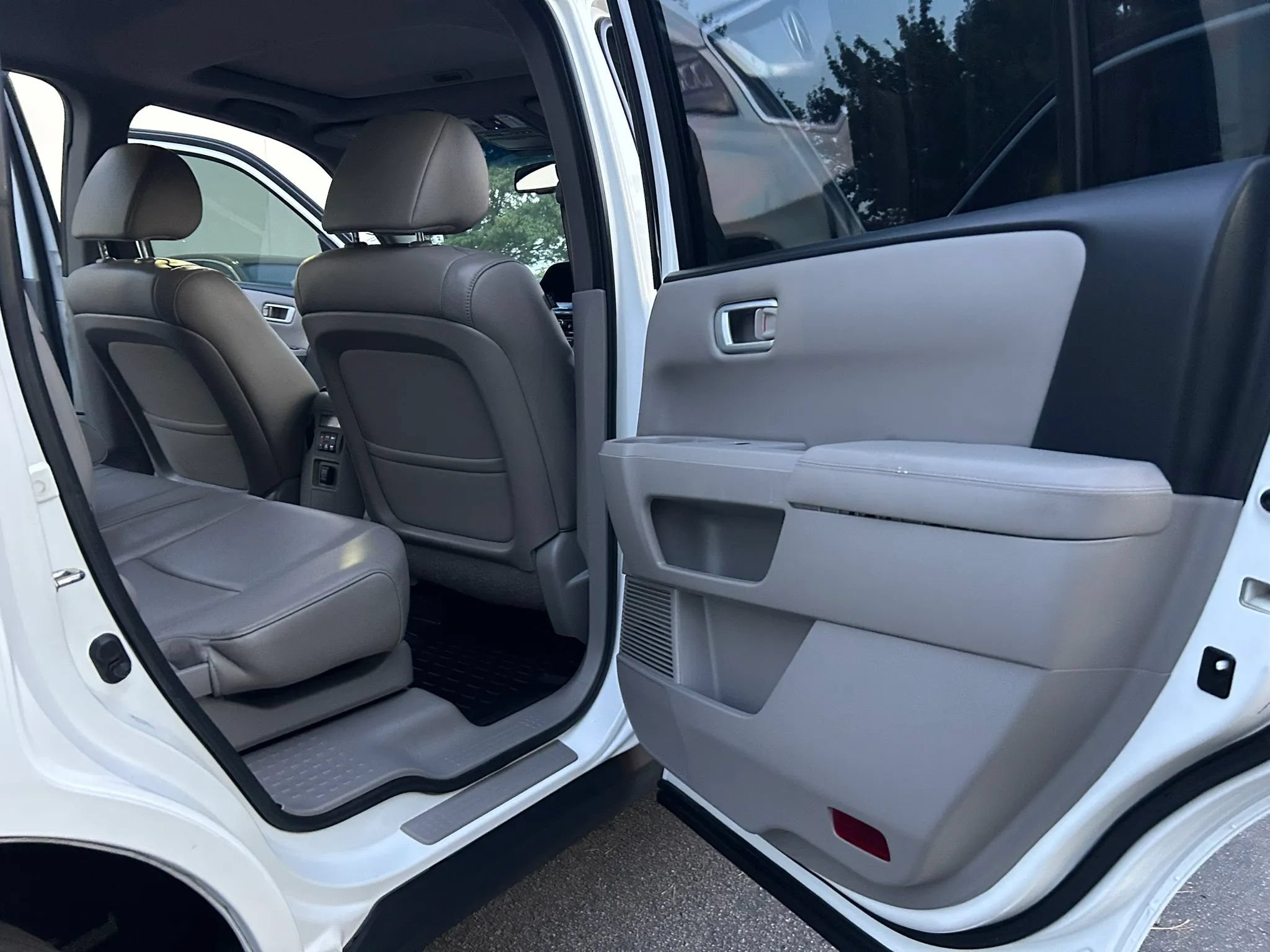 Used 2015 Honda Pilot EX-L image 32
