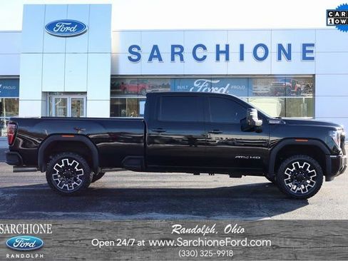 Used 2025 GMC Sierra 2500 AT4 image 1