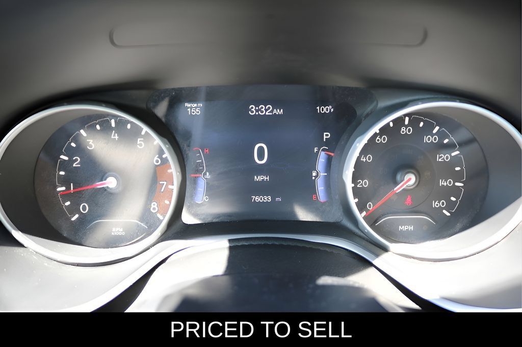 Used 2021 Jeep Compass Latitude w/ Driver Assistance Group AWD/4WD image 24