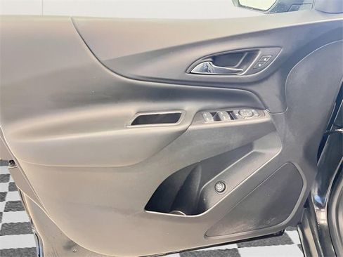 Used 2019 Chevrolet Equinox LT image 14