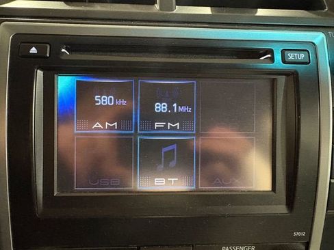 Used 2012 Toyota Camry LE image 11