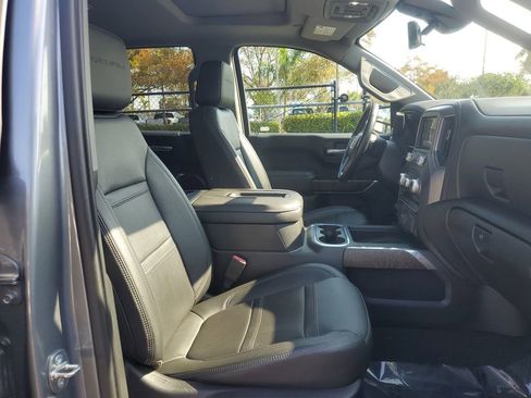 Used 2019 GMC Sierra 1500 Denali w/ Denali Ultimate Package image 21