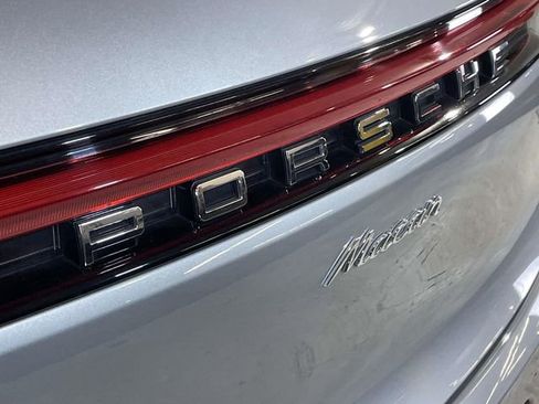 Used 2021 Porsche Macan image 12