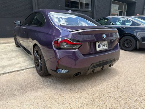 Used 2023 BMW 230i Coupe w/ M Sport Package RWD image 5
