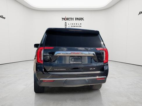 Used 2022 GMC Yukon SLT w/ SLT Luxury Package RWD image 4