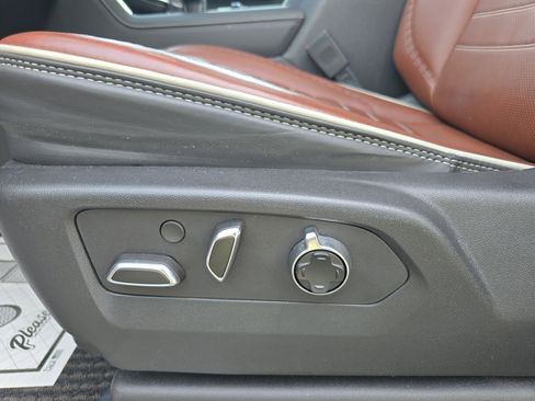 Used 2023 GMC Sierra 1500 Denali Ultimate image 15