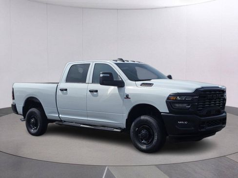 New 2026 RAM 2500 Tradesman AWD/4WD image 3