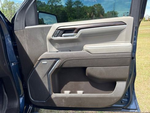 Used 2022 GMC Sierra 1500 SLT w/ SLT Premium Package image 13