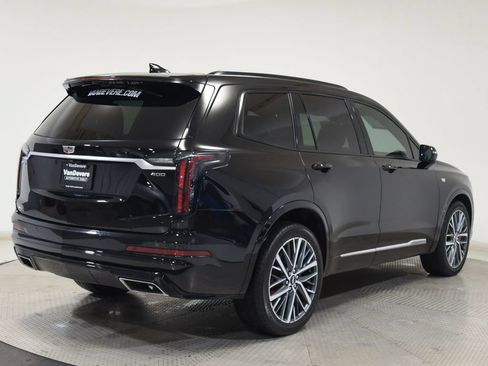 Used 2024 Cadillac XT6 Sport w/ Technology Package AWD/4WD image 10