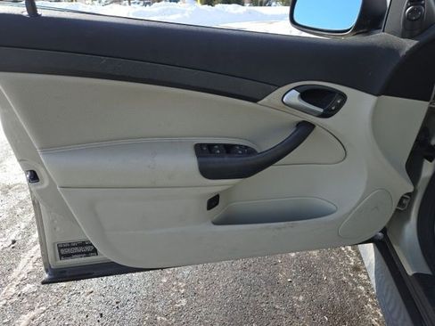 Used 2005 Saab 9-3 Linear image 5