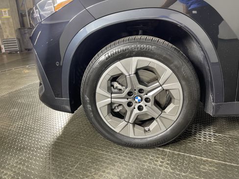 Certified 2024 BMW X1 xDrive28i w/ Convenience Package image 9