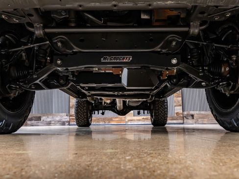 Used 2025 GMC Sierra 2500 AT4X image 15