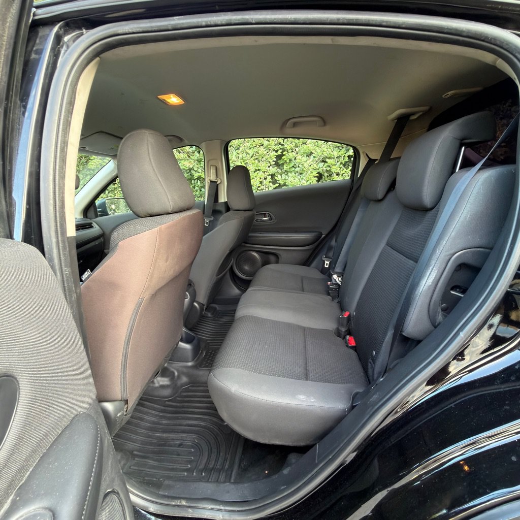Used 2019 Honda HR-V LX image 13