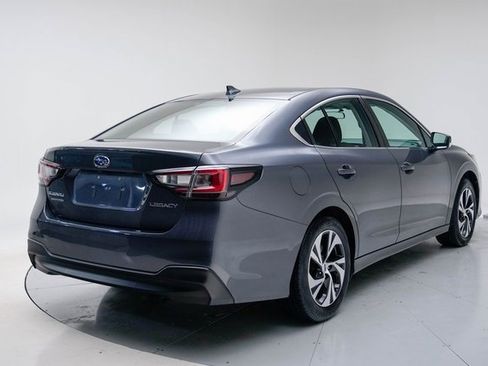Used 2022 Subaru Legacy image 5