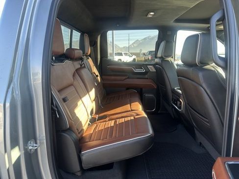 Certified 2023 GMC Sierra 1500 Denali Ultimate image 17