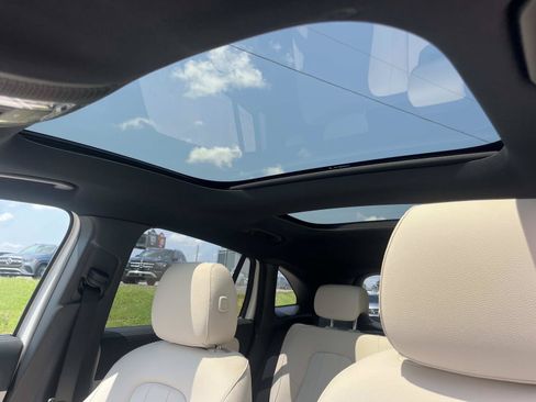 Used 2026 Mercedes-Benz GLA 250 4MATIC image 32
