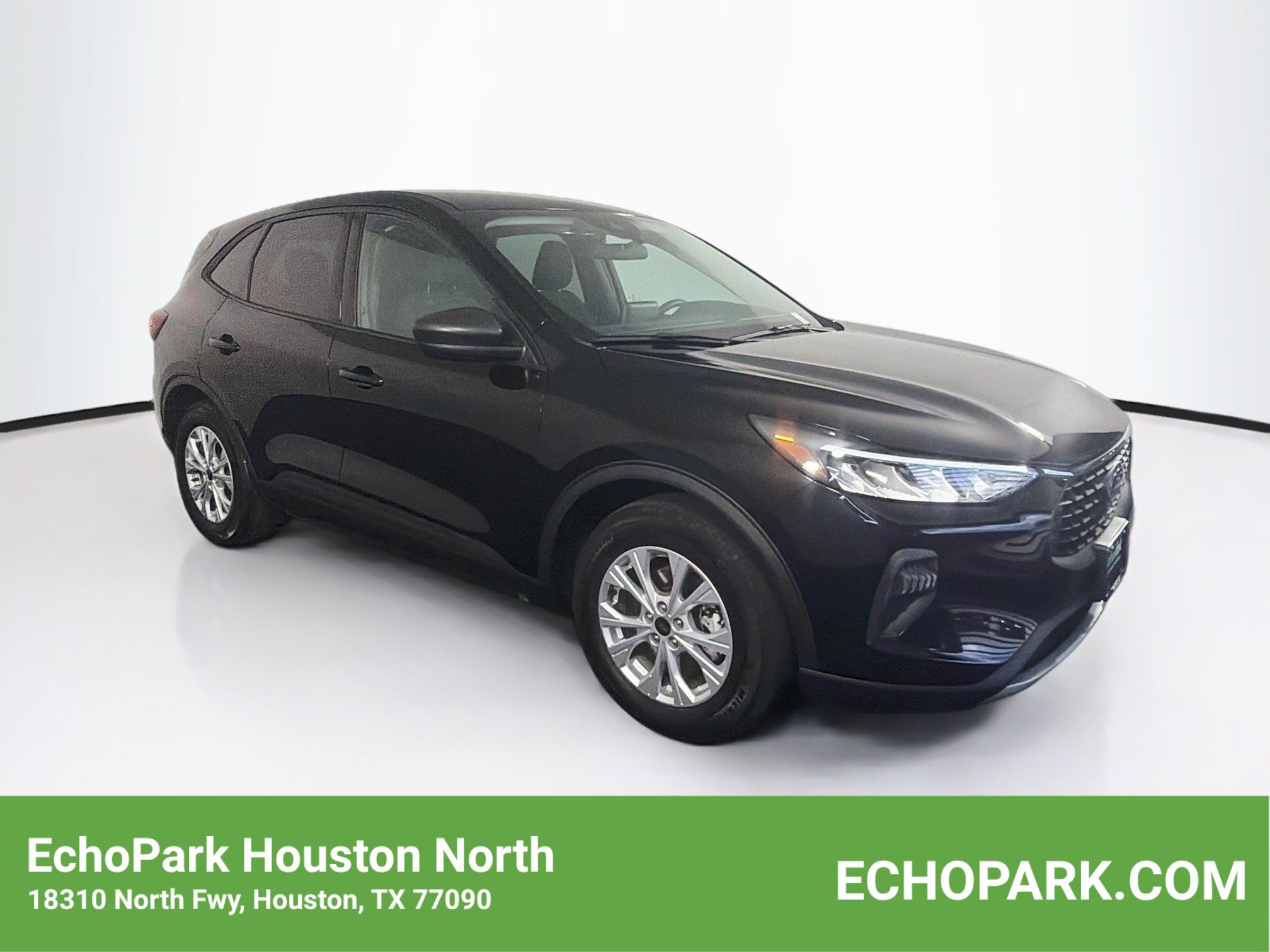 Used 2025 Ford Escape Active FWD image 1