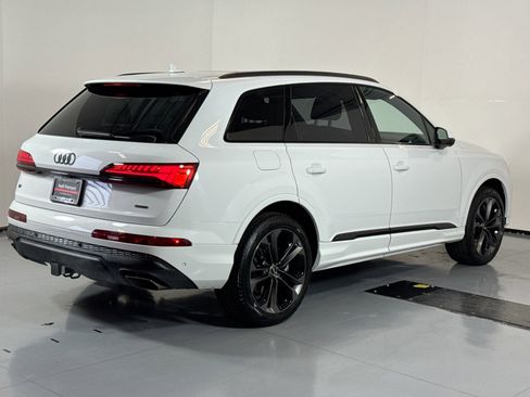 Used 2025 Audi Q7 3.0T Premium Plus w/ Premium Plus Package image 5