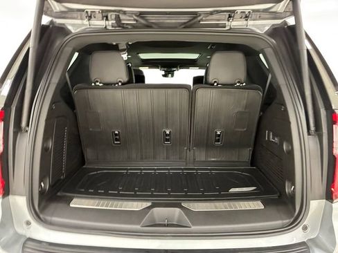 Used 2025 GMC Yukon Denali w/ Denali Reserve Package AWD/4WD image 17