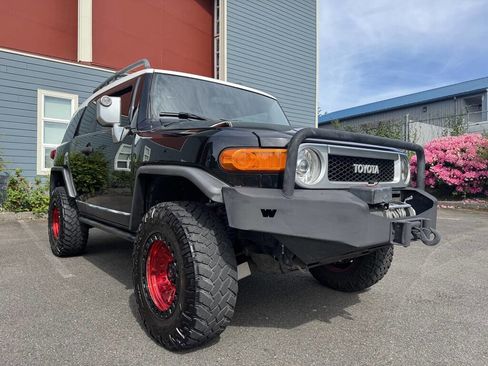 Used 2007 Toyota FJ Cruiser 4WD image 12