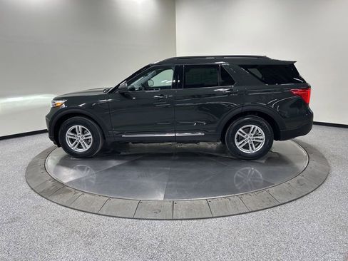 Certified 2023 Ford Explorer XLT w/ Equipment Group 202A image 10