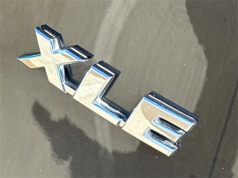 Used 2024 Toyota RAV4 XLE Premium image 10