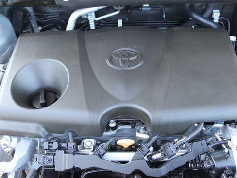 Certified 2025 Toyota RAV4 XLE FWD image 57