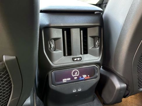 Used 2026 BMW X3 xDrive30i w/ Premium Package AWD/4WD image 15