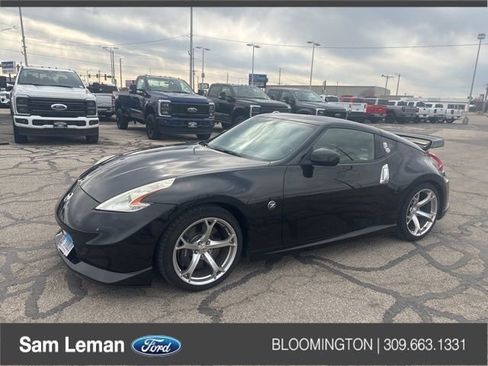 Used 2010 Nissan 370Z NISMO image 1