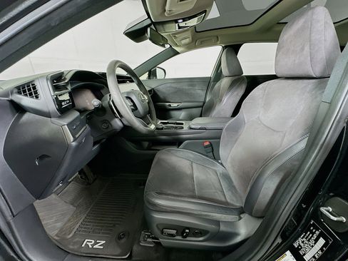 Used 2023 Lexus RZ 450e Premium w/ Accessory Package (2T) image 13