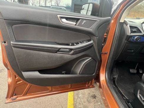 Used 2017 Ford Edge SEL image 22