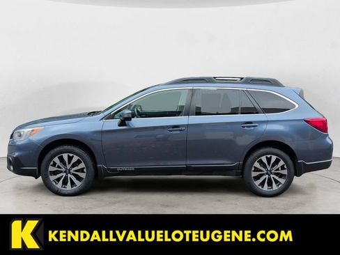 Used 2017 Subaru Outback 2.5i Limited AWD/4WD image 2