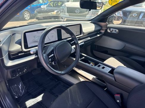 Used 2024 Hyundai Ioniq 6 SE RWD image 16