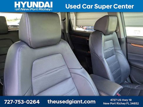 Used 2022 Honda CR-V Touring image 6