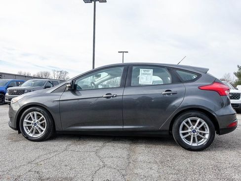 Used 2018 Ford Focus SE w/ SE Winter Package image 17