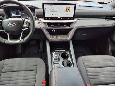 Certified 2025 Ford Explorer ST-Line w/ Premium Package RWD image 17
